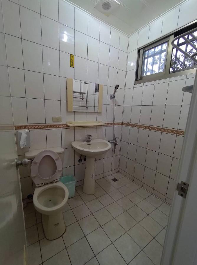 Lanting Yazhu B&B Renai Bagian luar foto