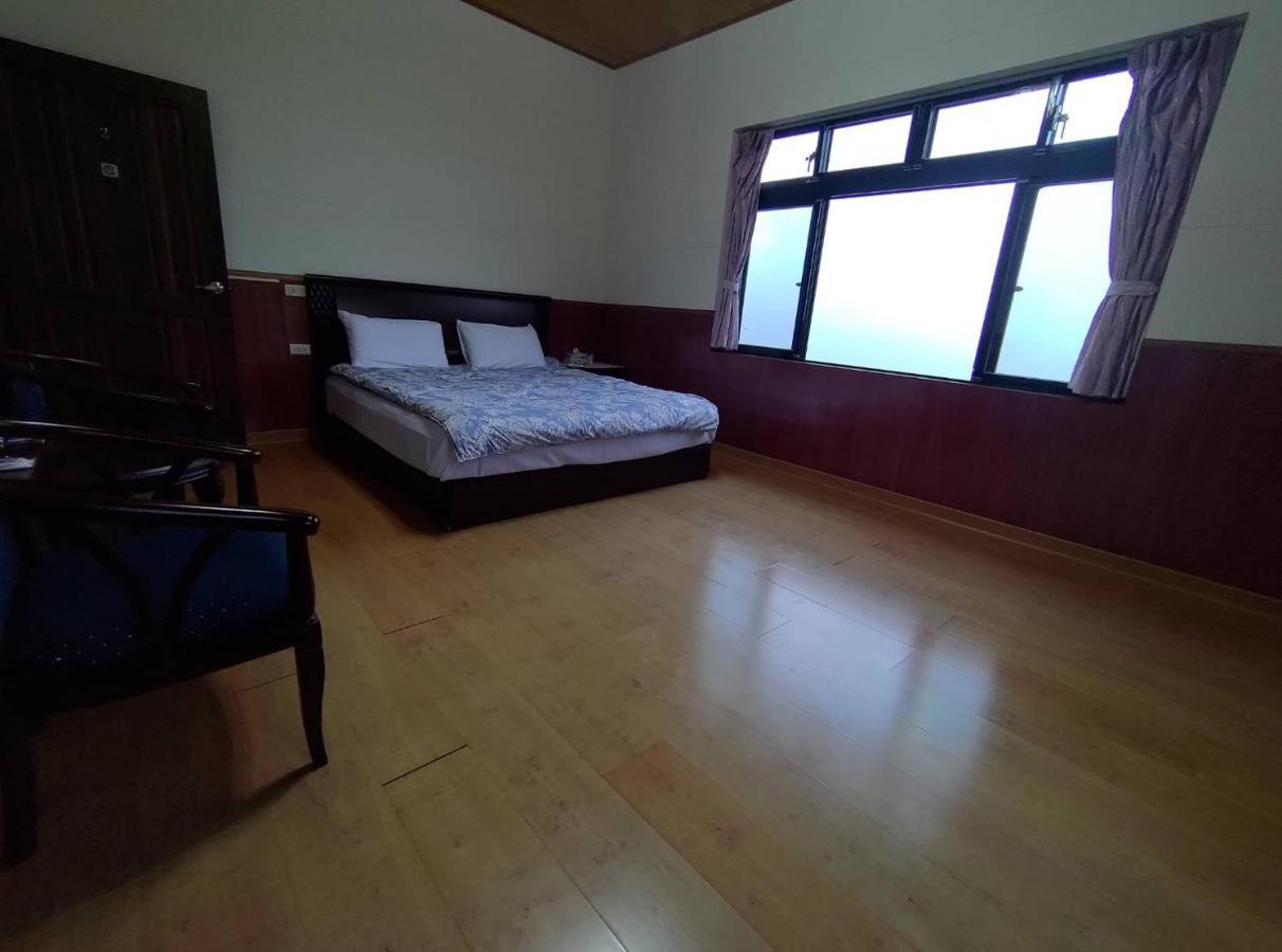 Lanting Yazhu B&B Renai Bagian luar foto